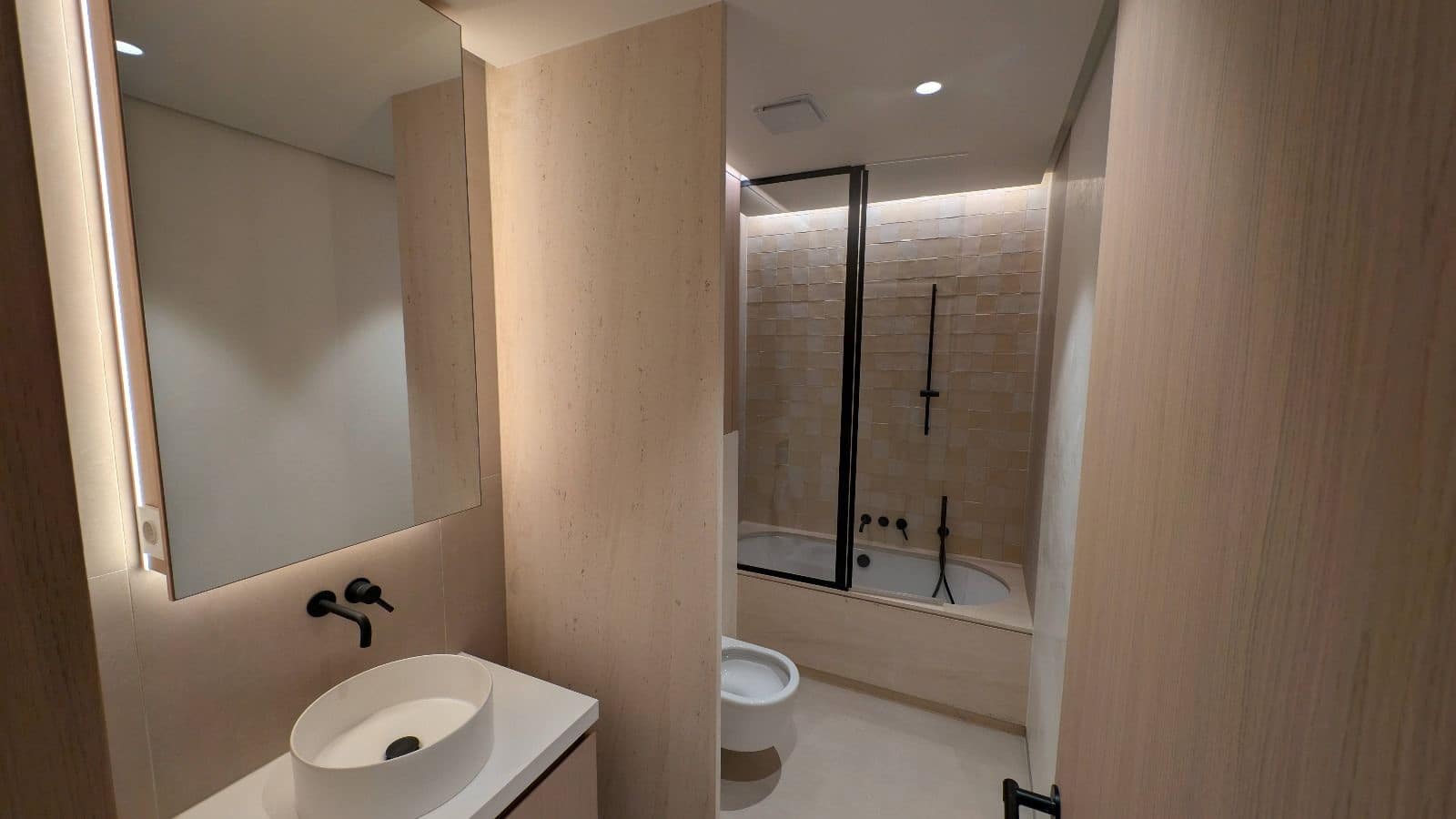 3 slaapkamer Appartement te koop in Malaga stad met zwembad - € 1.950.000 (Ref: 8895929)