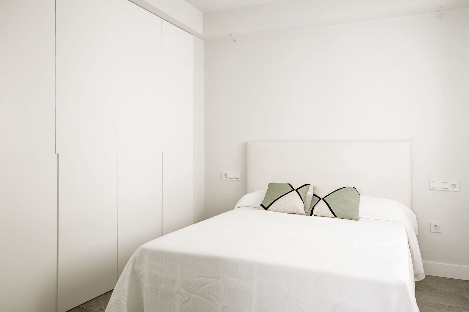 3 bedroom Apartment for sale in Malaga city - € 999,000 (Ref: 8895931)