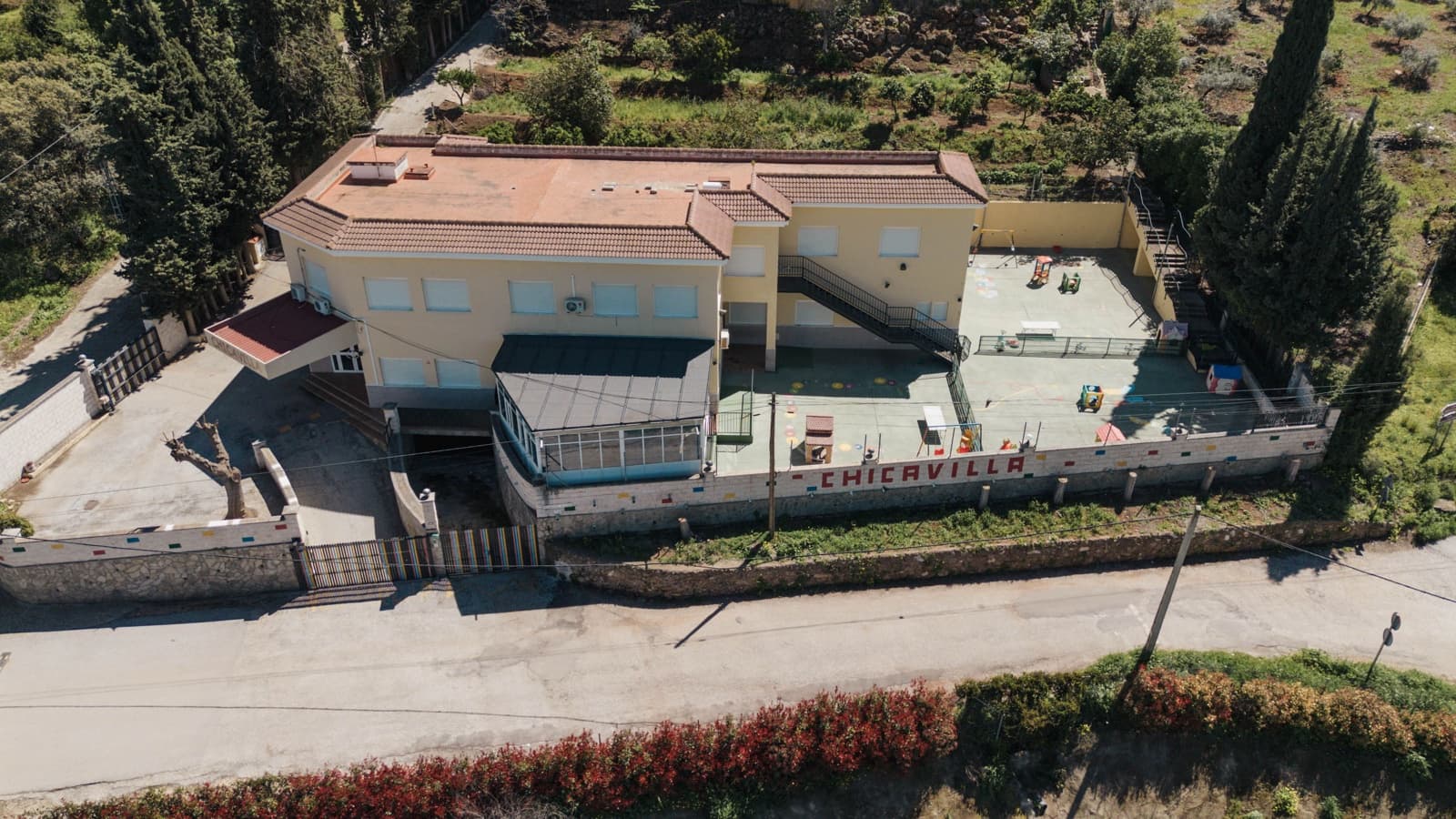 Townhouse for sale in Alhaurin el Grande - € 1,000,000 (Ref: 8906837)