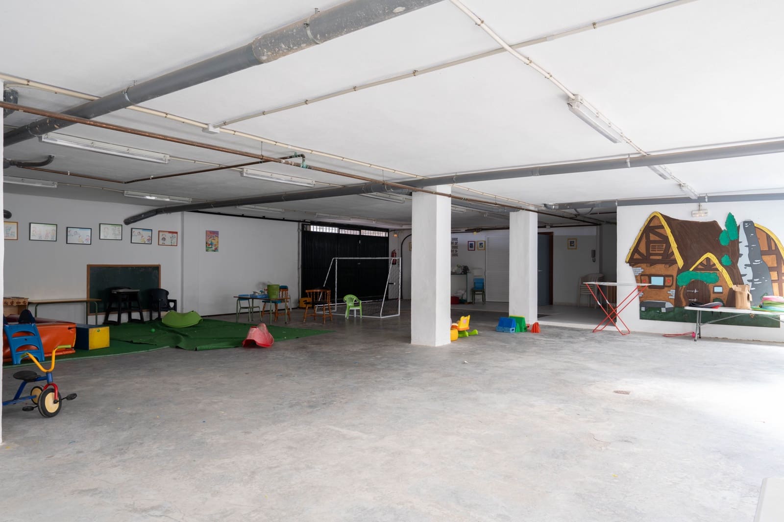 Townhouse for sale in Alhaurin el Grande - € 1,000,000 (Ref: 8906837)