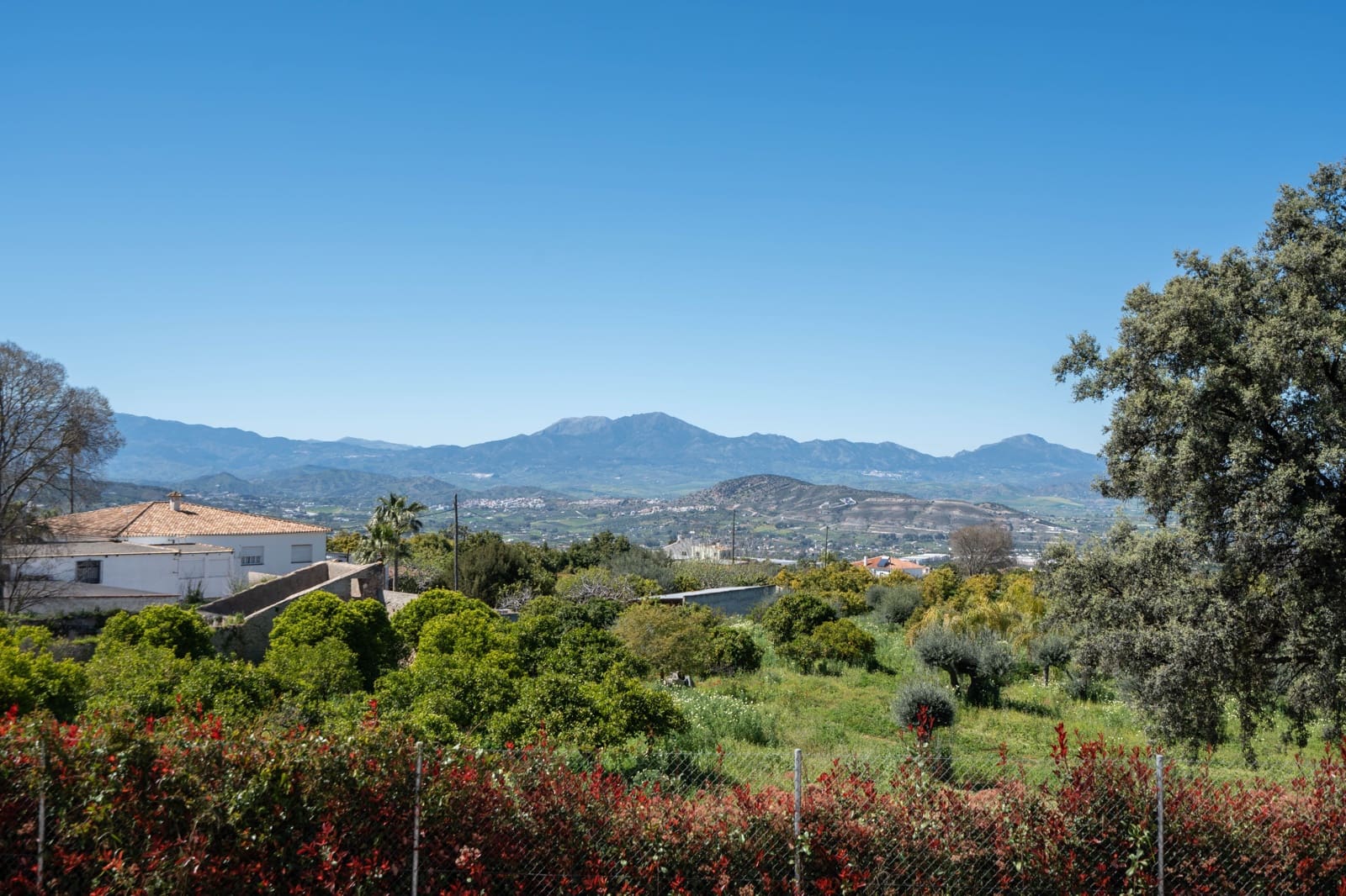 Townhouse for sale in Alhaurin el Grande - € 1,000,000 (Ref: 8906837)