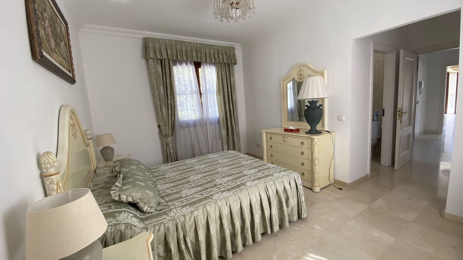 Casa de 4 habitaciones en Marbella en venta con piscina - 5.500.000 € (Ref: 8906960)