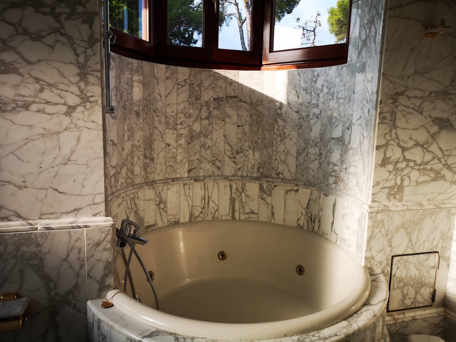 Casa de 4 habitaciones en Marbella en venta con piscina - 5.500.000 € (Ref: 8906960)