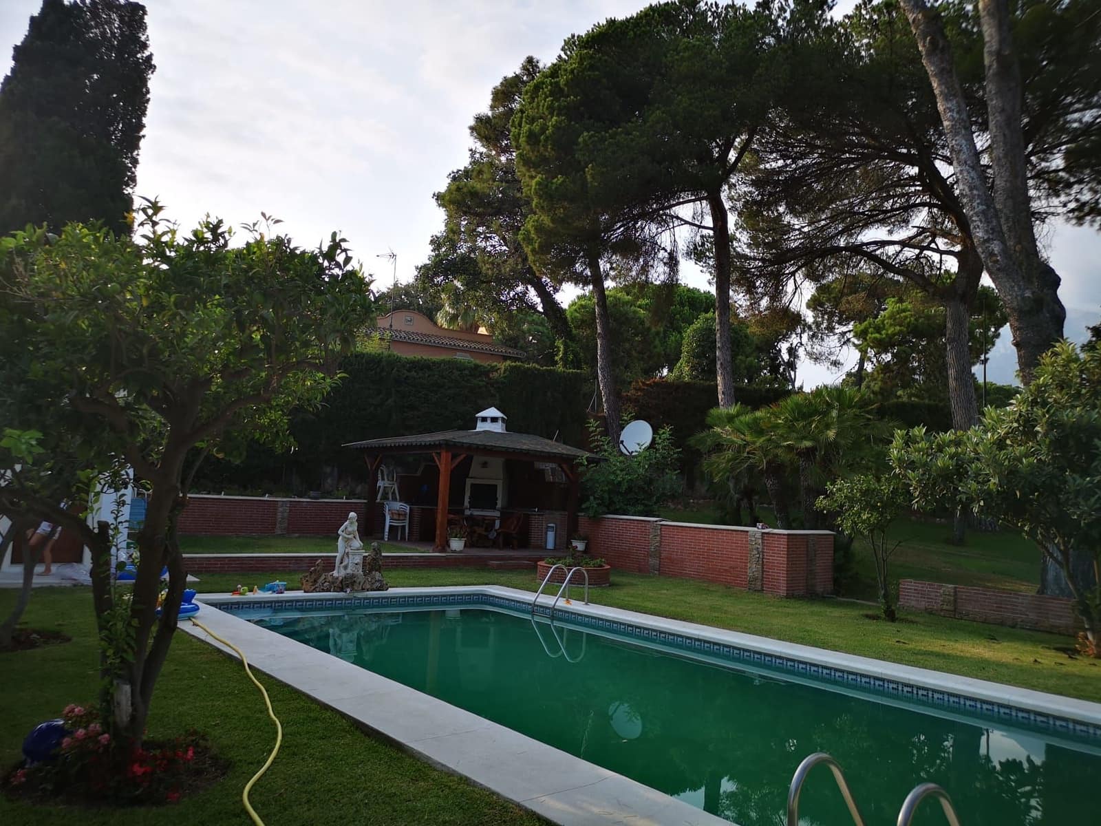 Casa de 4 habitaciones en Marbella en venta con piscina - 5.500.000 € (Ref: 8906960)