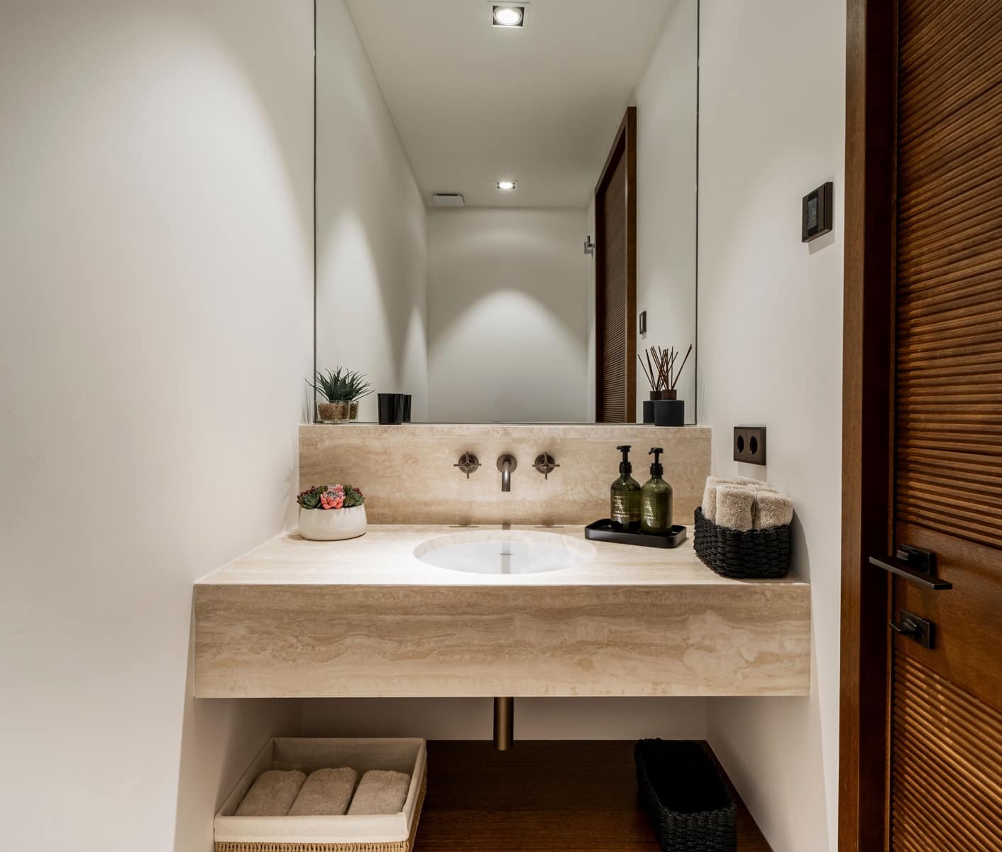 Apartamento de 3 habitaciones en Casares en venta con piscina - 2.495.000 € (Ref: 8907151)