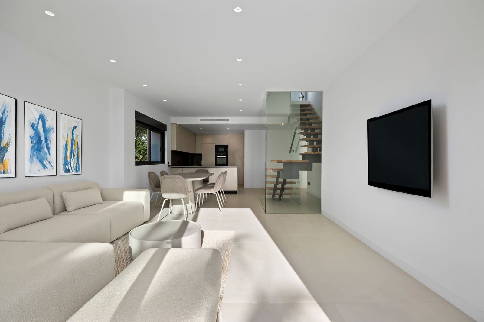 3 bedroom Apartment for sale in New Golden Mile - € 727,000 (Ref: 8912553)