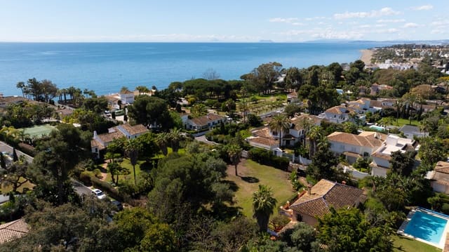 5 makuuhuone Omakotitalo myytävänä paikassa El Paraiso, Estepona - 1 900 000 € (Ref: 8917271)