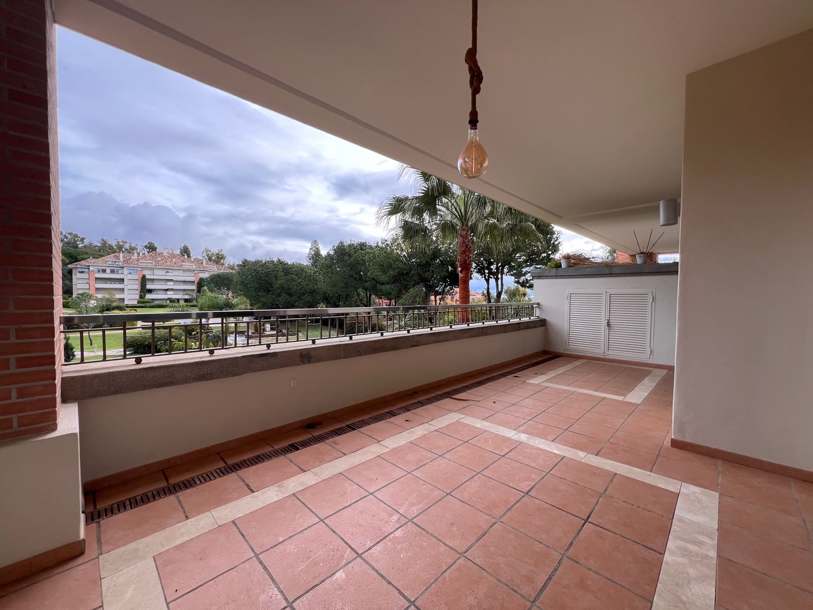 Appartamento da affittare in Marbella con piscina garage - 5.300 € (Rif: 8917448)