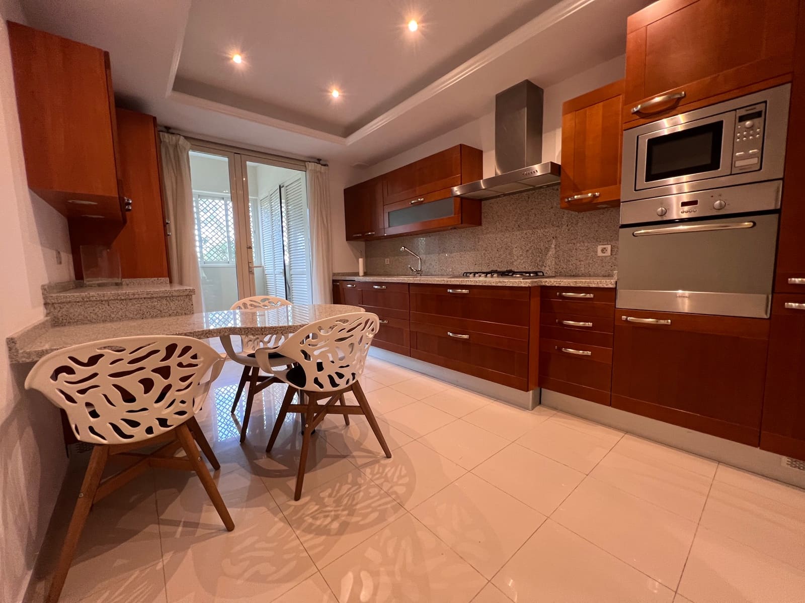 Appartamento da affittare in Marbella con piscina garage - 5.300 € (Rif: 8917448)