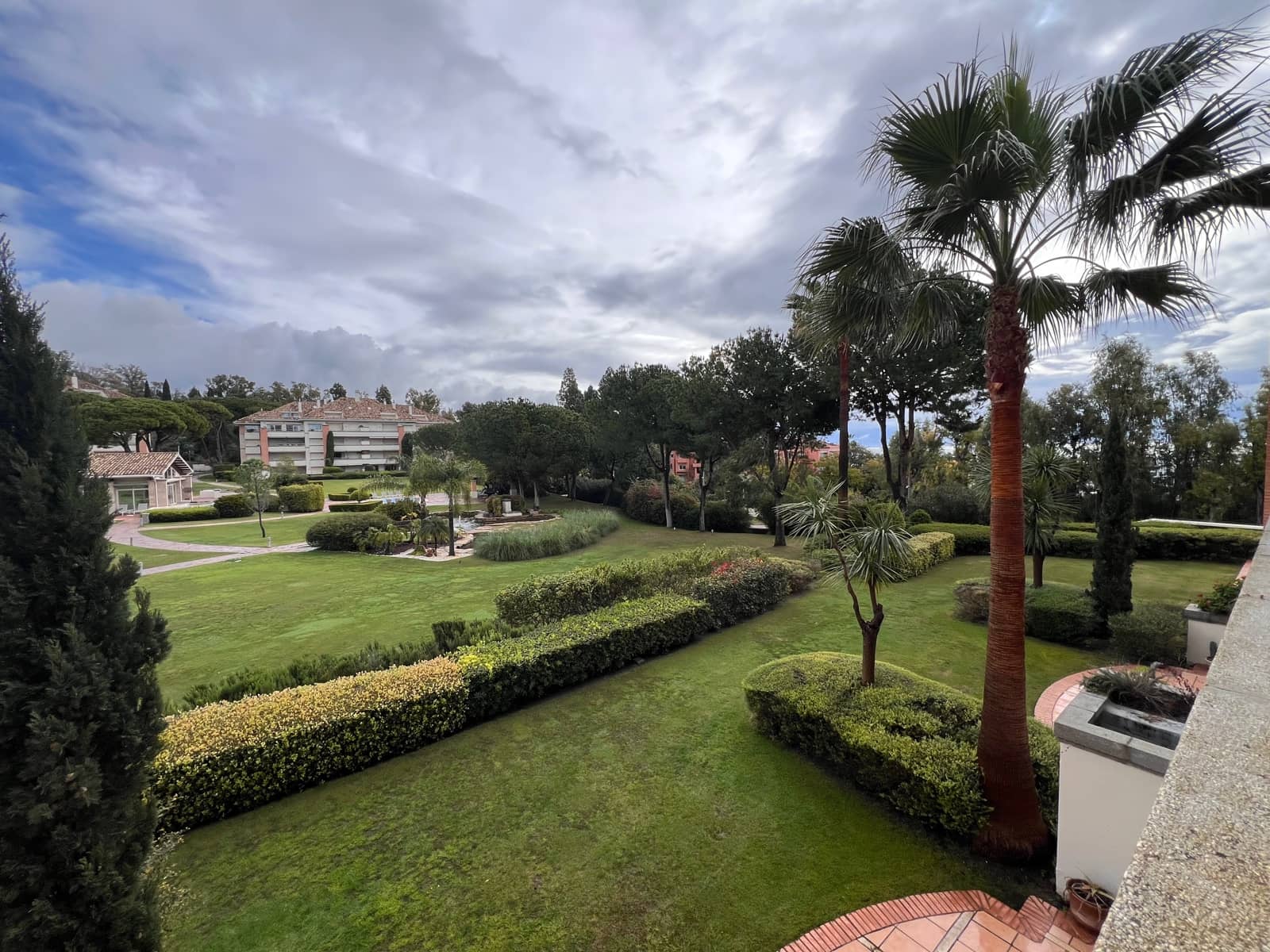 Appartamento da affittare in Marbella con piscina garage - 5.300 € (Rif: 8917448)