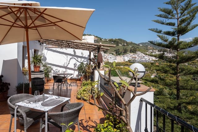 10 soveværelse Hotel til salg i Torrox Pueblo, Torrox - € 1.150.000 (Ref: 8923268)