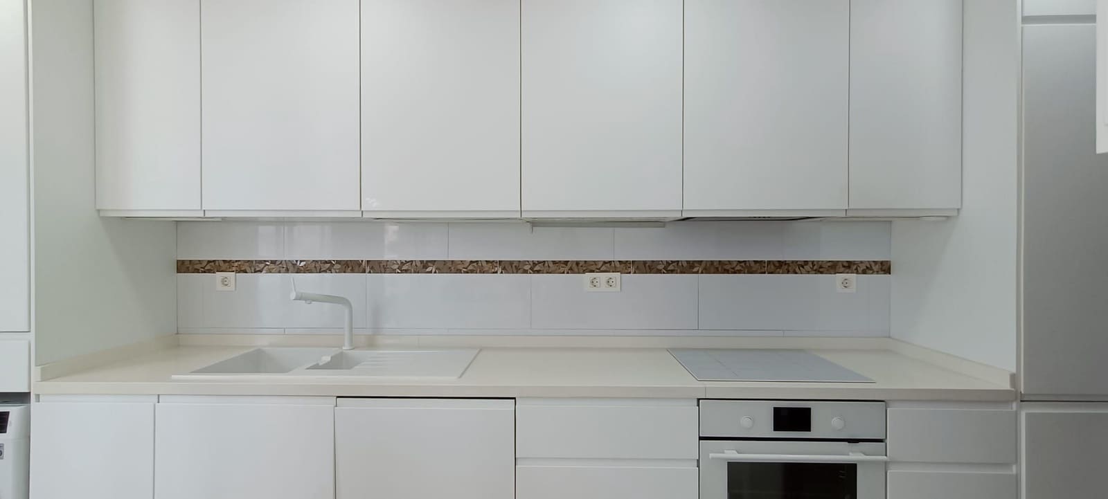 4 bedroom Apartment for sale in Fuengirola - € 595,000 (Ref: 8929755)