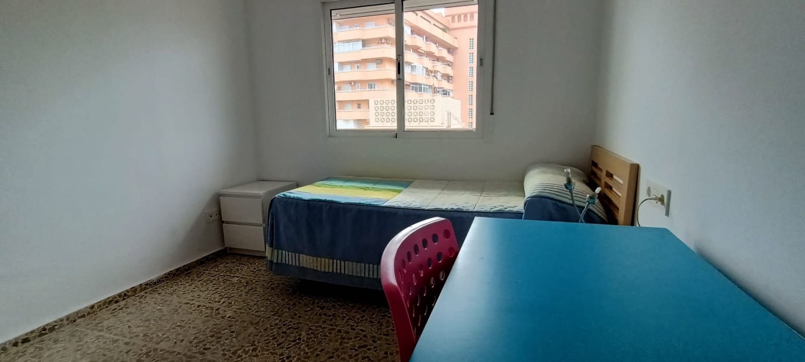 4 bedroom Apartment for sale in Fuengirola - € 595,000 (Ref: 8929755)