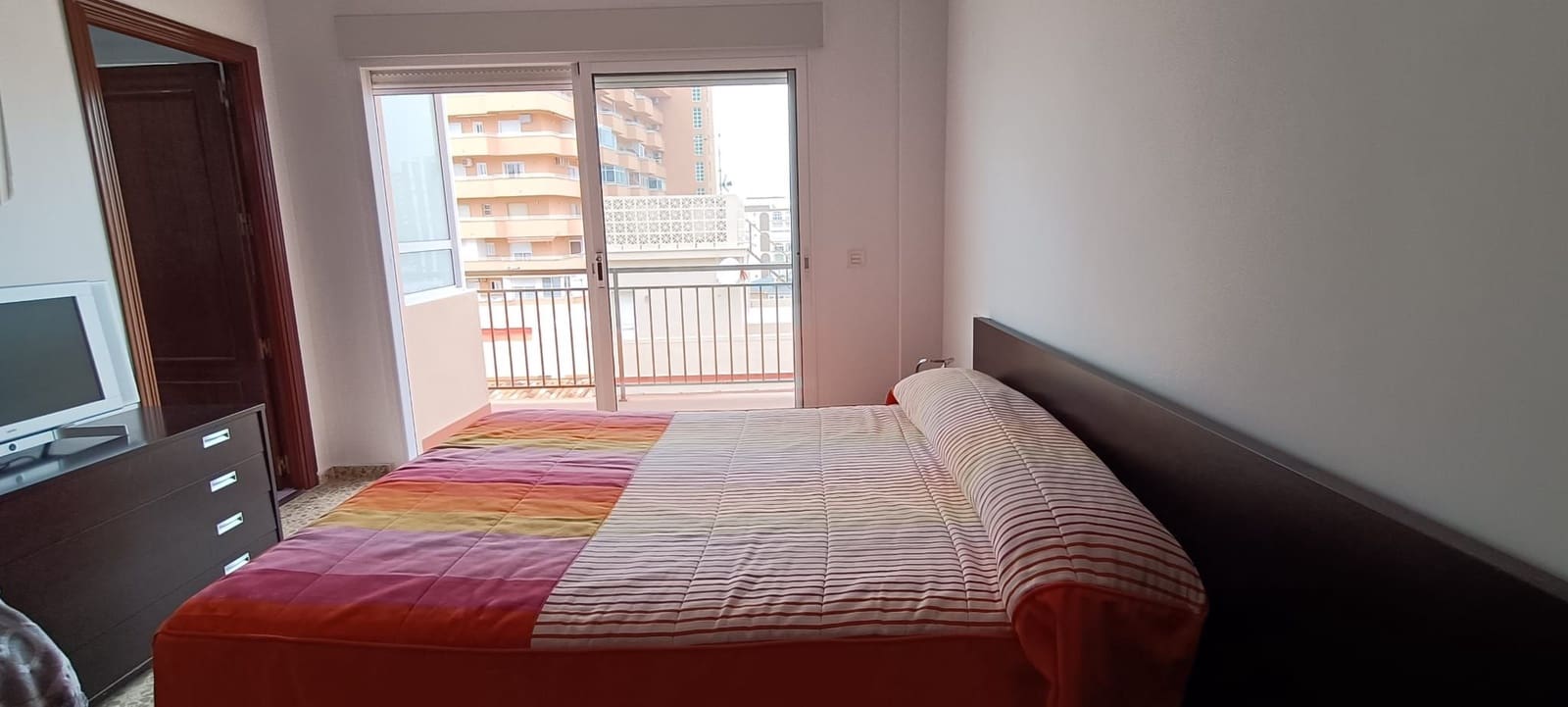 4 bedroom Apartment for sale in Fuengirola - € 595,000 (Ref: 8929755)