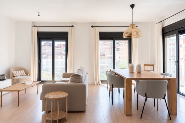 2 slaapkamer Appartement te koop in Pacifico, Málaga stad - € 595.000 (Ref: 8933426)