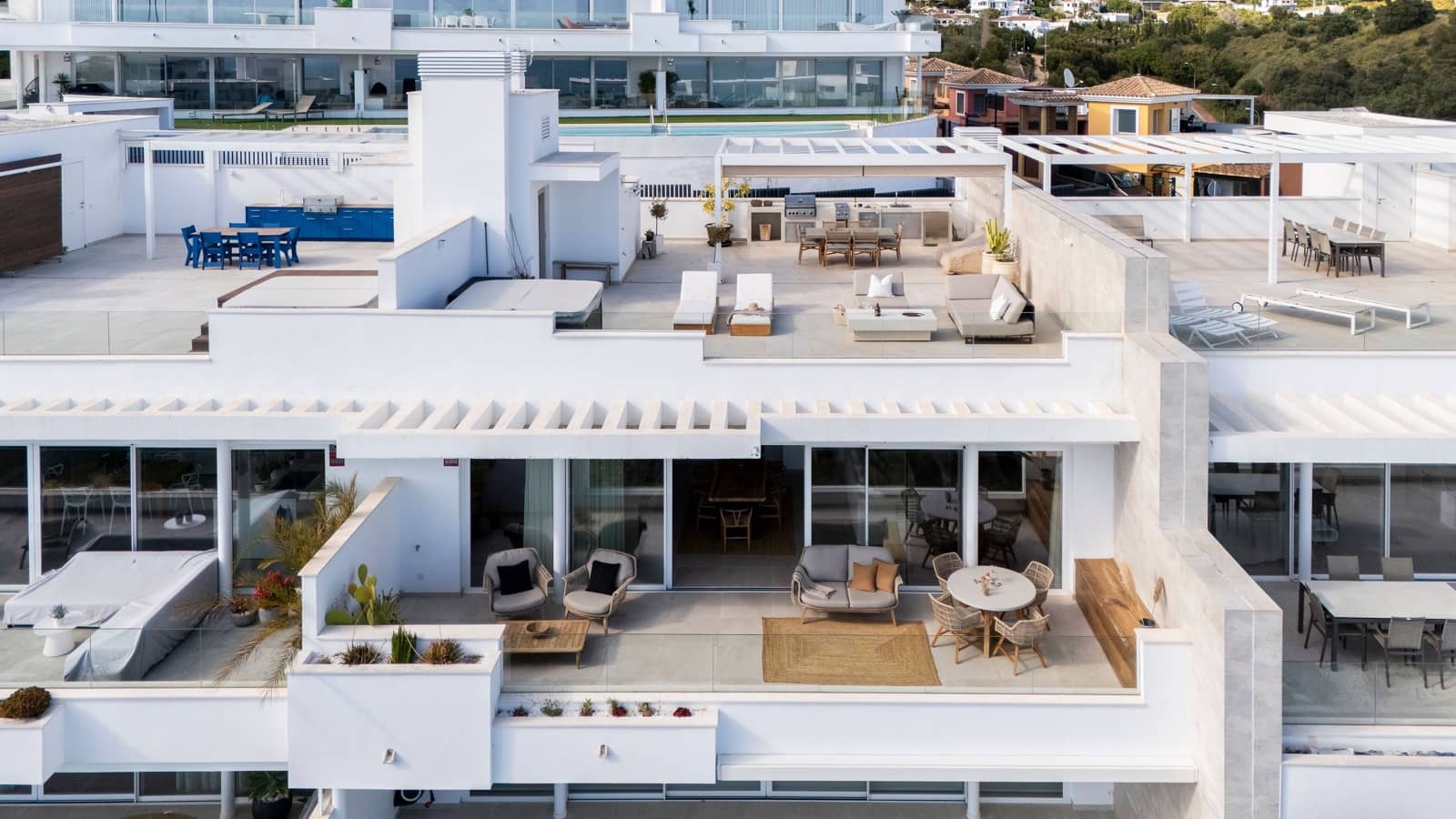 3 bedroom Penthouse for sale in Benalmadena with pool - € 1,339,000 (Ref: 8949379)