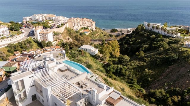 3 Zimmer Penthouse zu verkaufen in La Capellanía - El Higuerón, Benalmádena mit Pool - 1.339.000 € (Ref: 8949379)