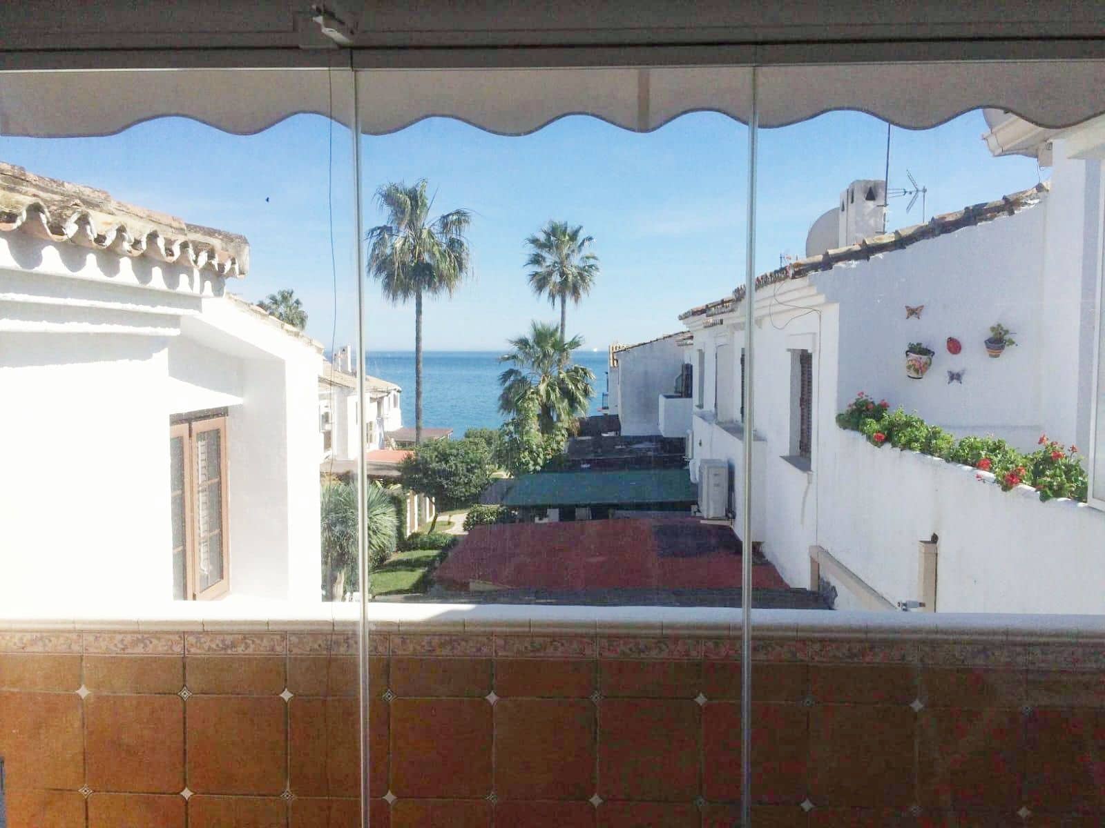 2 quarto Casa em Banda para venda em Estepona com piscina - 469 000 € (Ref: 8951709)