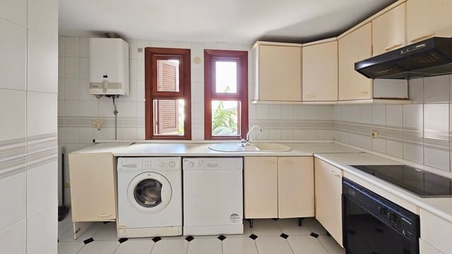 2 Zimmer Haus zu verkaufen in Guadalobón, Estepona mit Pool - 469.000 € (Ref: 8951709)