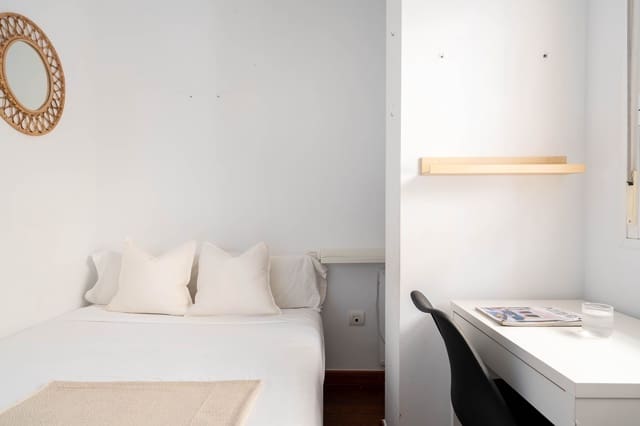 2 soveværelse Lejlighed til salg i Perchel Norte, Málaga by - € 335.000 (Ref: 8966776)