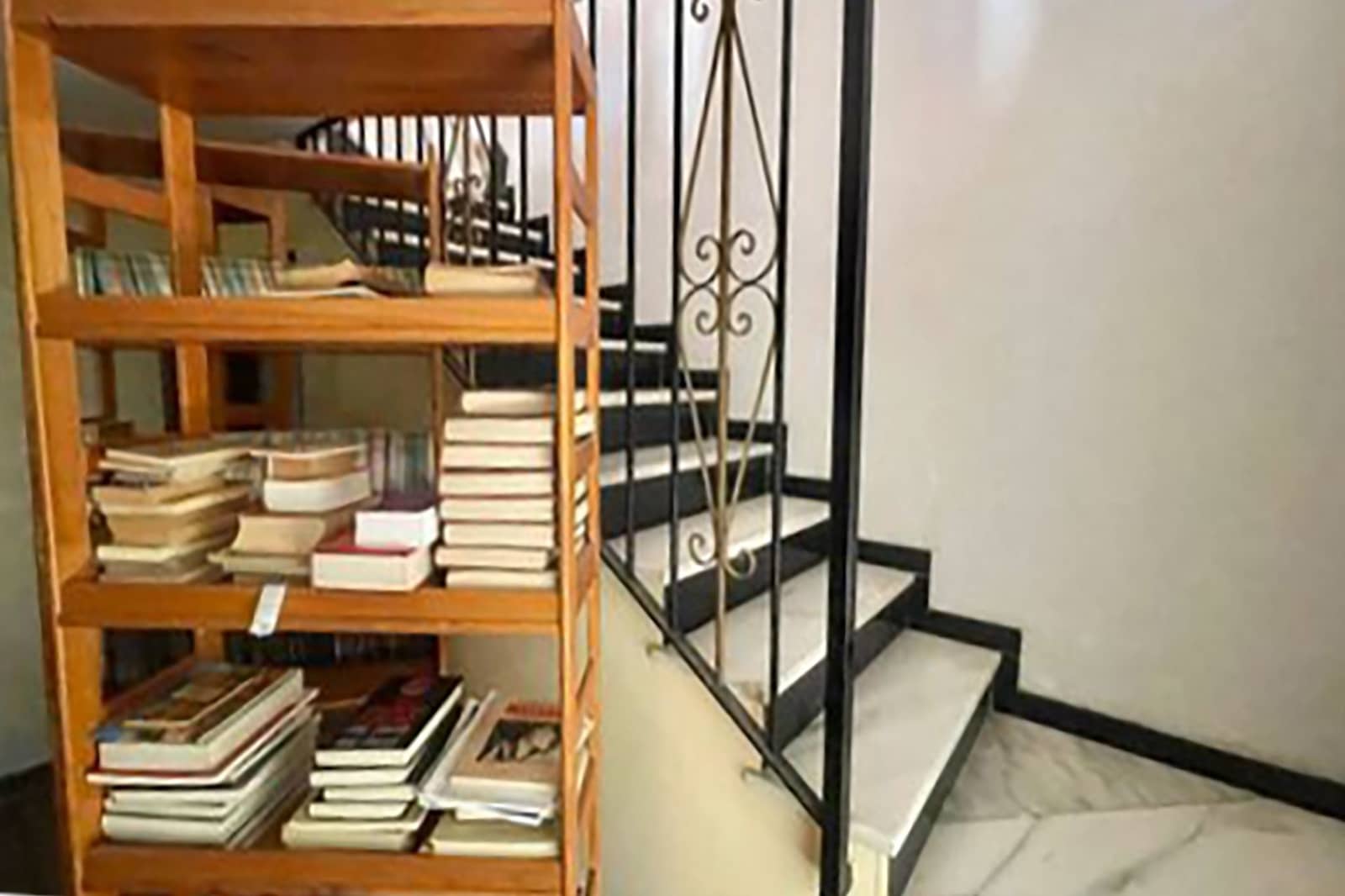 6 soveværelse Villa til salg i Marbella med swimmingpool - € 1.975.000 (Ref: 8966783)