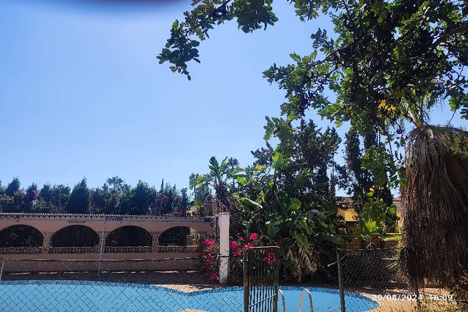 6 soveværelse Villa til salg i Marbella med swimmingpool - € 1.975.000 (Ref: 8966783)