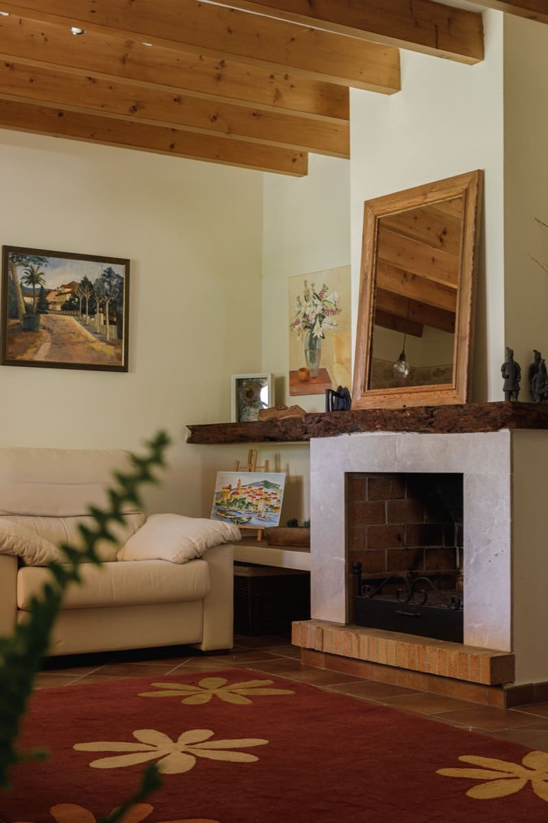 2 soveværelse Byhus til salg i Llubi med swimmingpool - € 980.000 (Ref: 8966785)