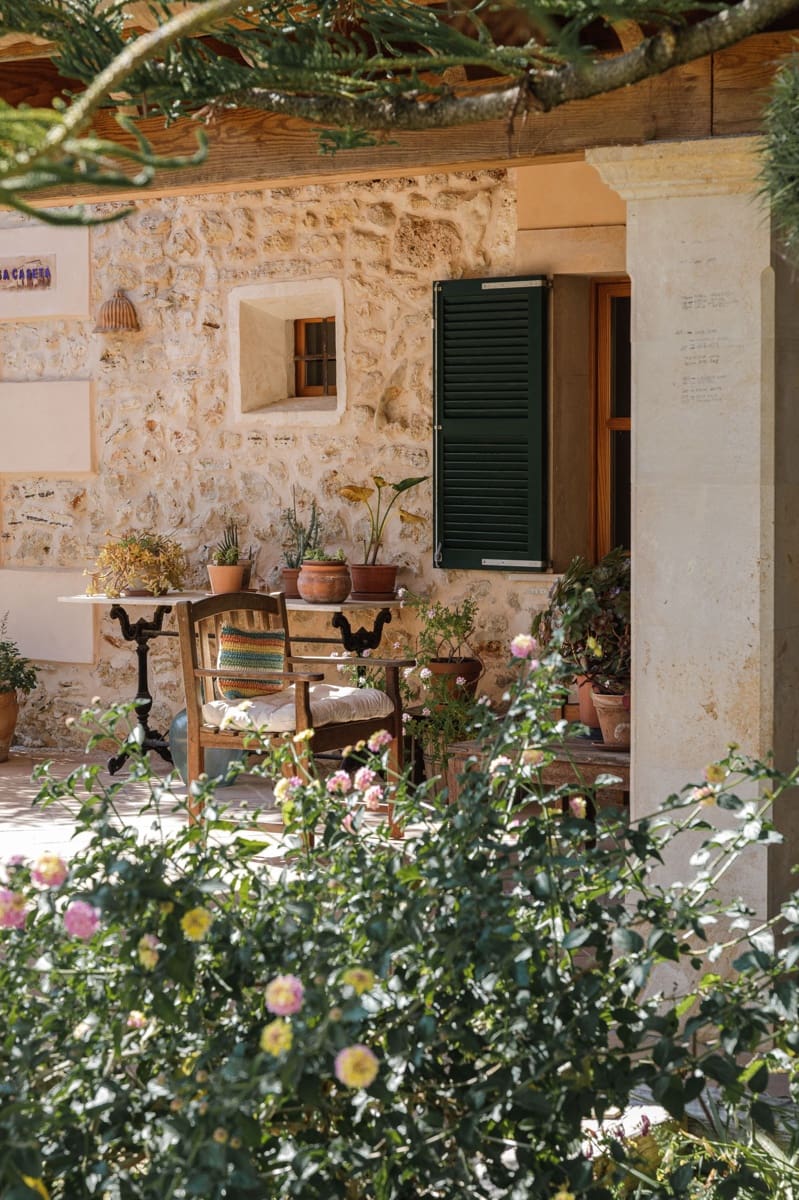 2 soveværelse Byhus til salg i Llubi med swimmingpool - € 980.000 (Ref: 8966785)