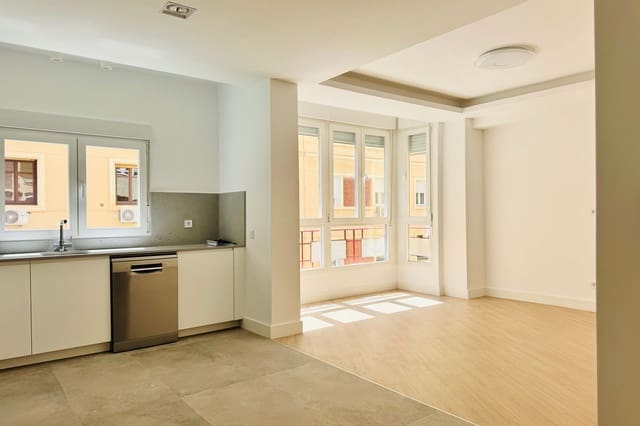 3 sypialnia Apartament na sprzedaż w Ensanche Centro, Miasto Málaga - 575 000 € (Ref: 8966788)