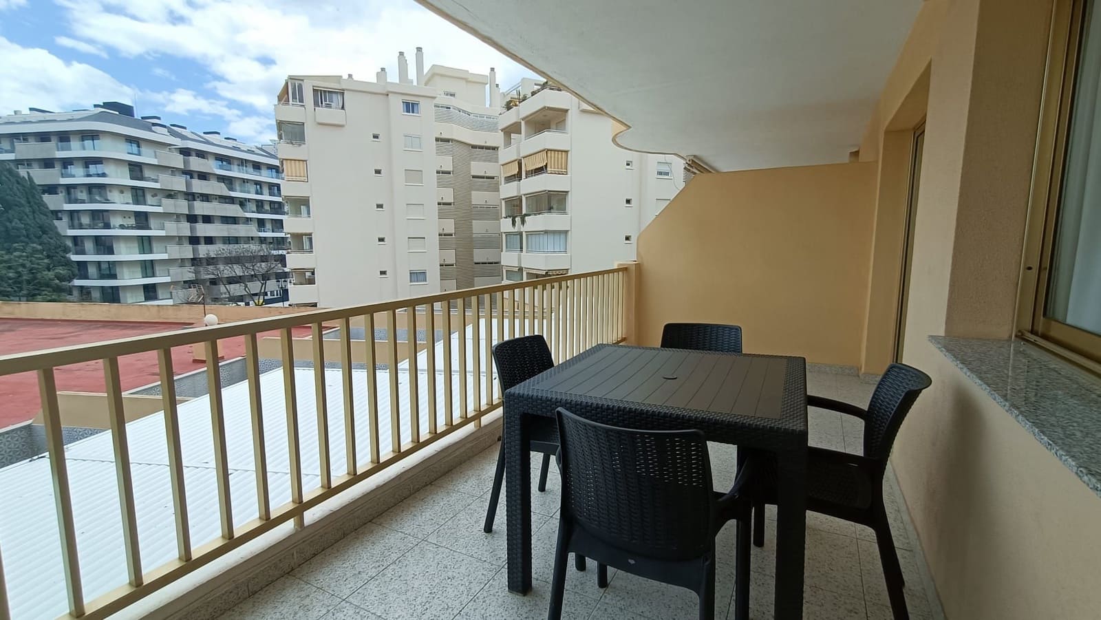 1 soverom Leilighet til salgs i Fuengirola - € 279 000 (Ref: 8967679)