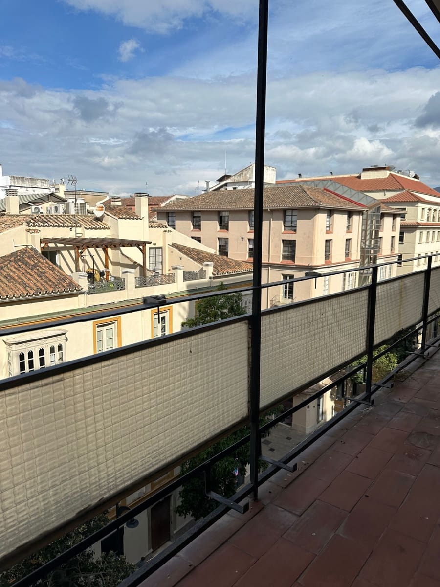 Lejlighed til salg i Malaga by - € 1.800.000 (Ref: 8968826)