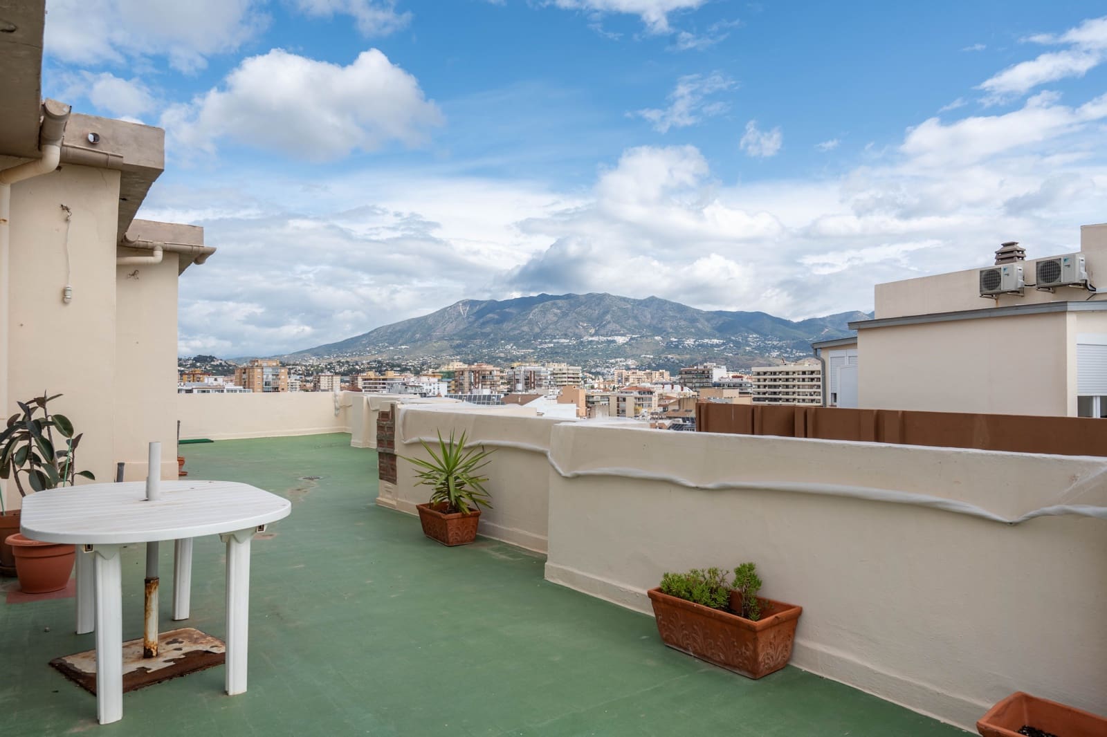 3 slaapkamer Penthouse te koop in Fuengirola - € 899.000 (Ref: 8969433)