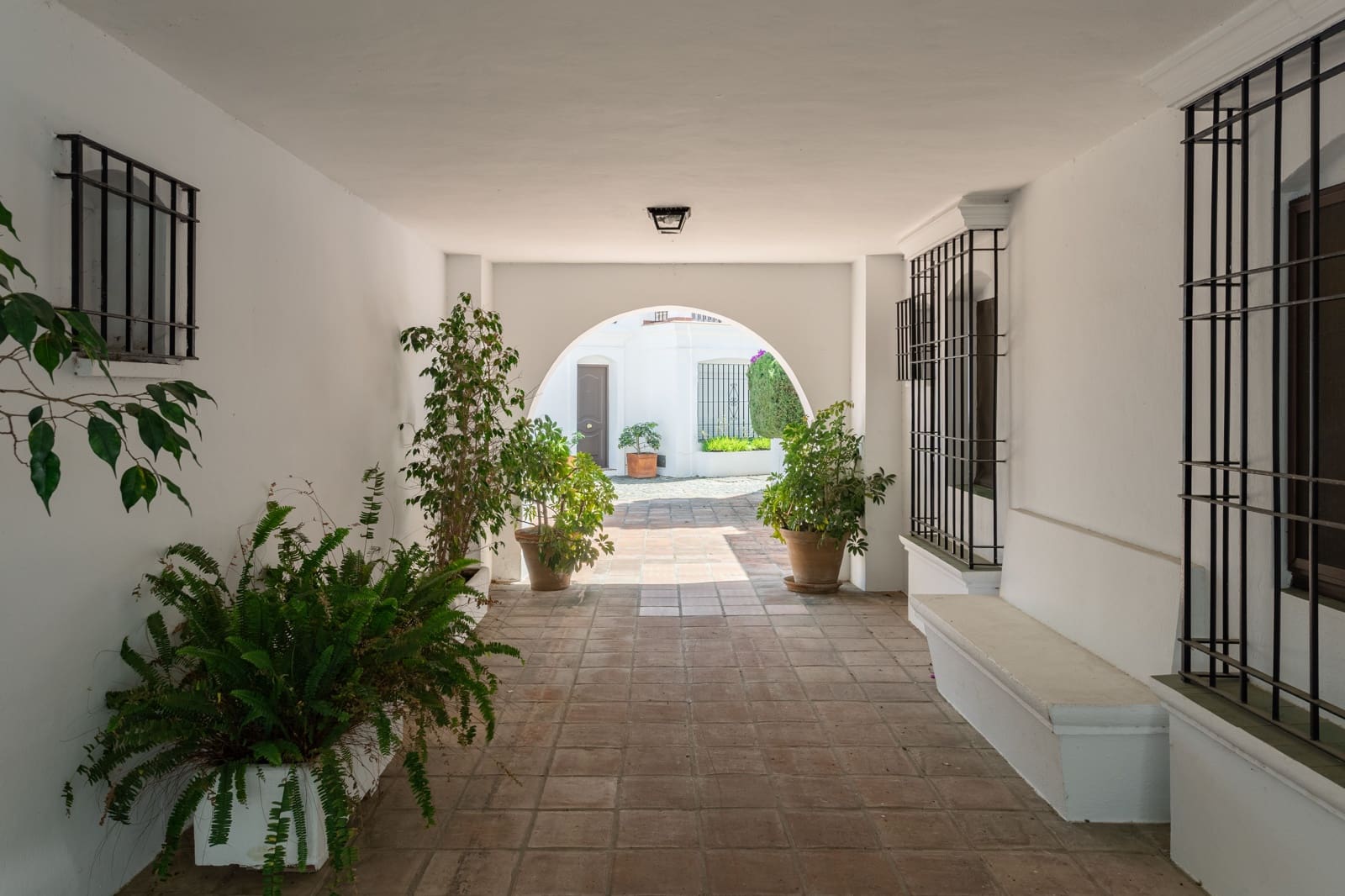 2 makuuhuone Kattohuoneisto myytävänä paikassa New Golden Mile mukana uima-altaan - 475 000 € (Ref: 8971730)