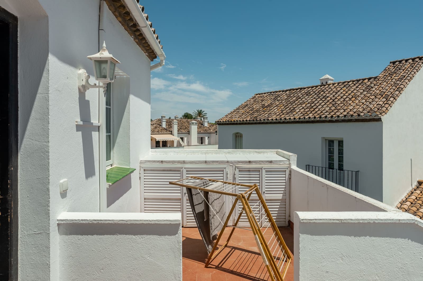 2 makuuhuone Kattohuoneisto myytävänä paikassa New Golden Mile mukana uima-altaan - 475 000 € (Ref: 8971730)