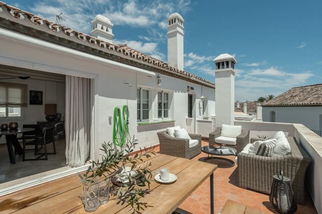 2 Zimmer Penthouse zu verkaufen in Paraiso - Barronal, Estepona mit Pool - 475.000 € (Ref: 8971730)