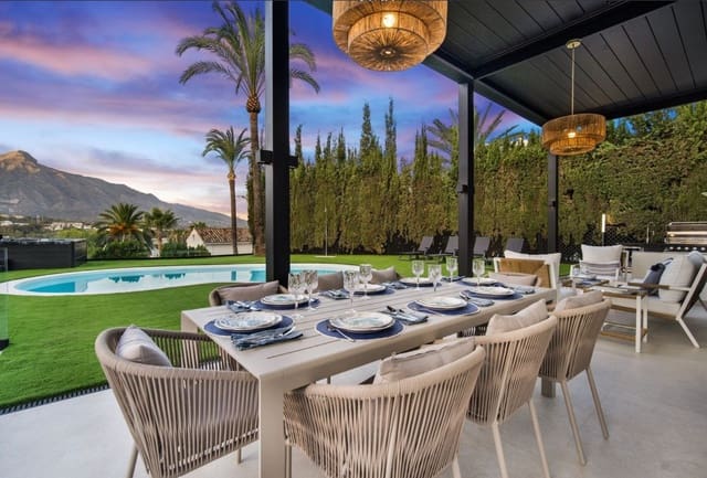 5 makuuhuone Omakotitalo myytävänä paikassa Marbella mukana uima-altaan - 3 500 000 € (Ref: 8980024)