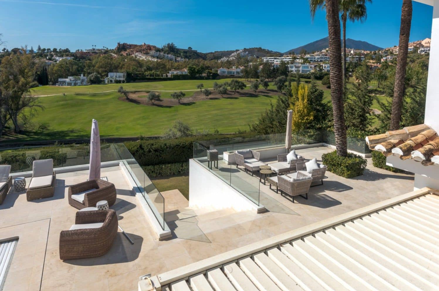 7 soveværelse Byhus til salg i Marbella med swimmingpool - € 6.990.000 (Ref: 8980070)