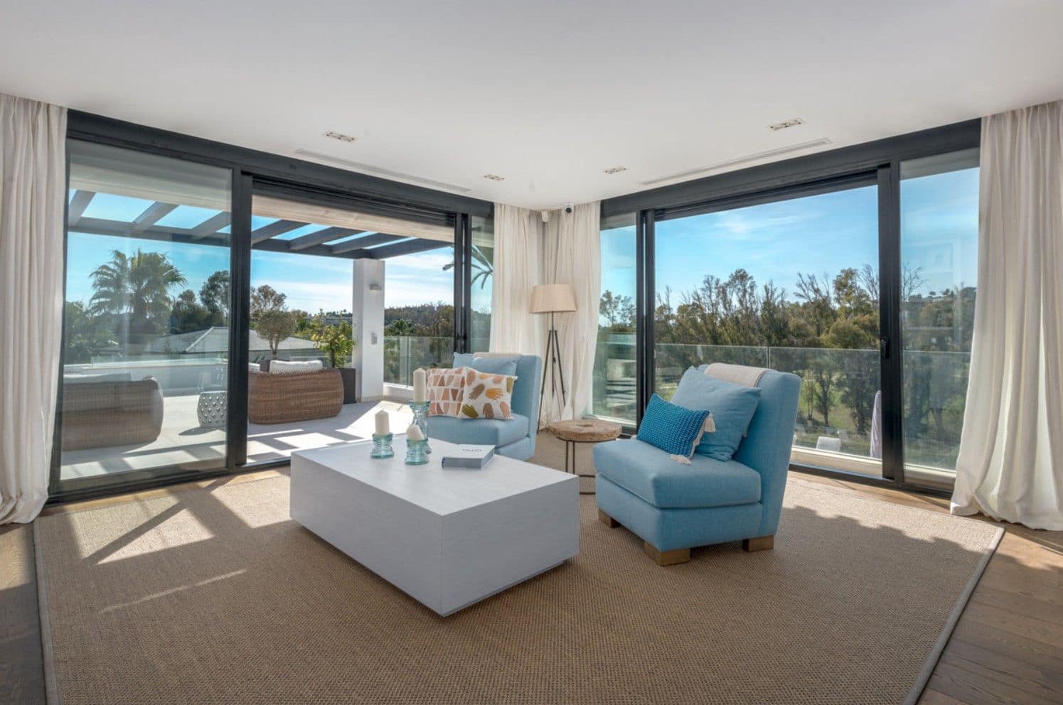 7 soveværelse Byhus til salg i Marbella med swimmingpool - € 6.990.000 (Ref: 8980070)