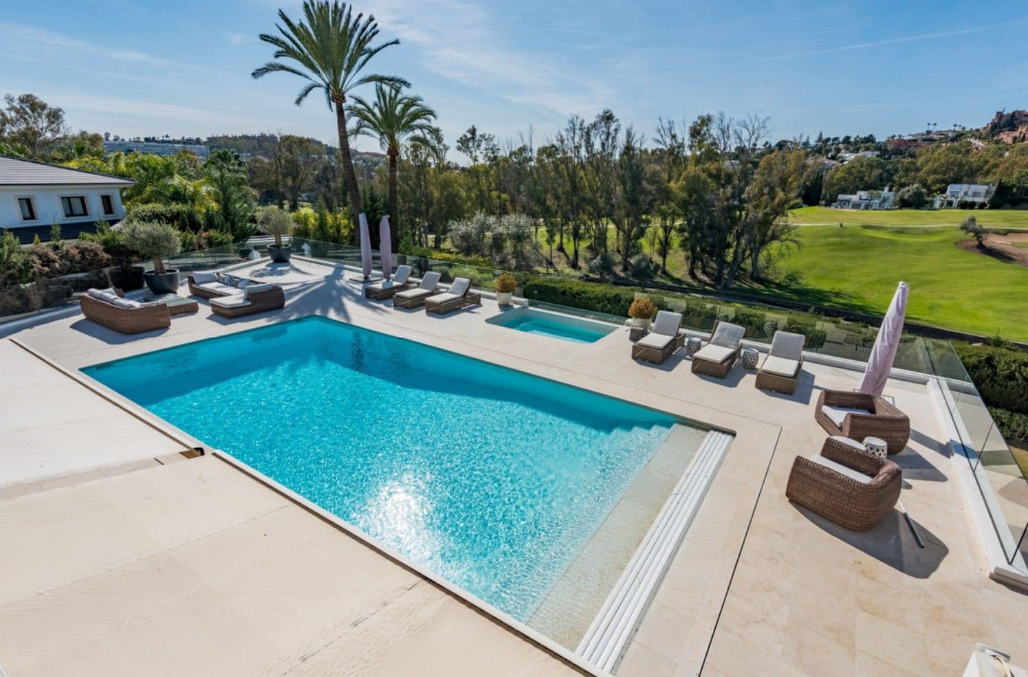 7 soveværelse Byhus til salg i Marbella med swimmingpool - € 6.990.000 (Ref: 8980070)