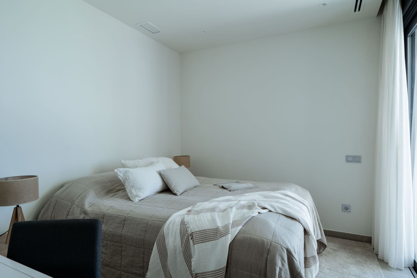 5 slaapkamer Huis te koop in Estepona met zwembad - € 2.195.000 (Ref: 9004252)