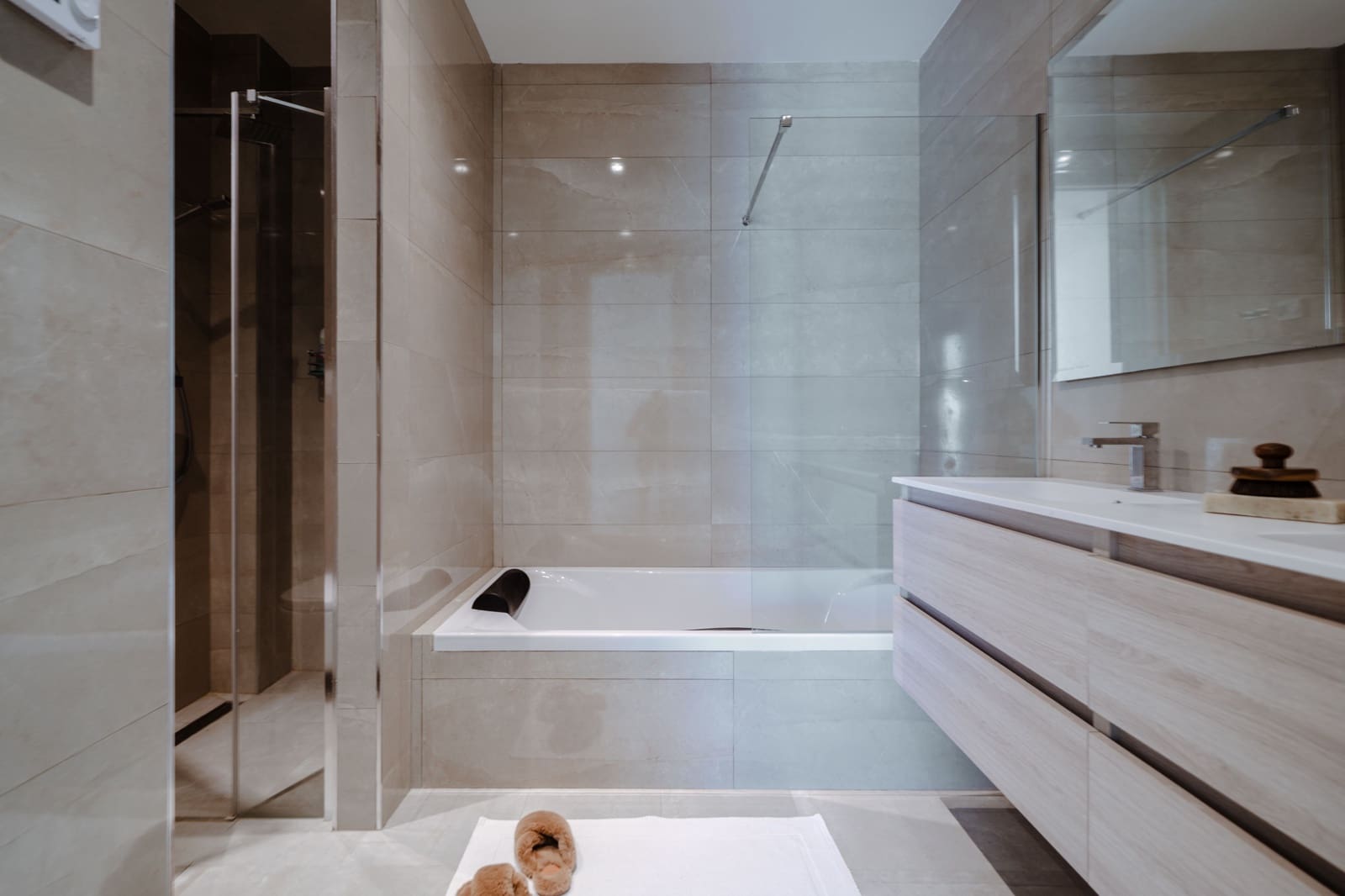 5 slaapkamer Huis te koop in Estepona met zwembad - € 2.195.000 (Ref: 9004252)