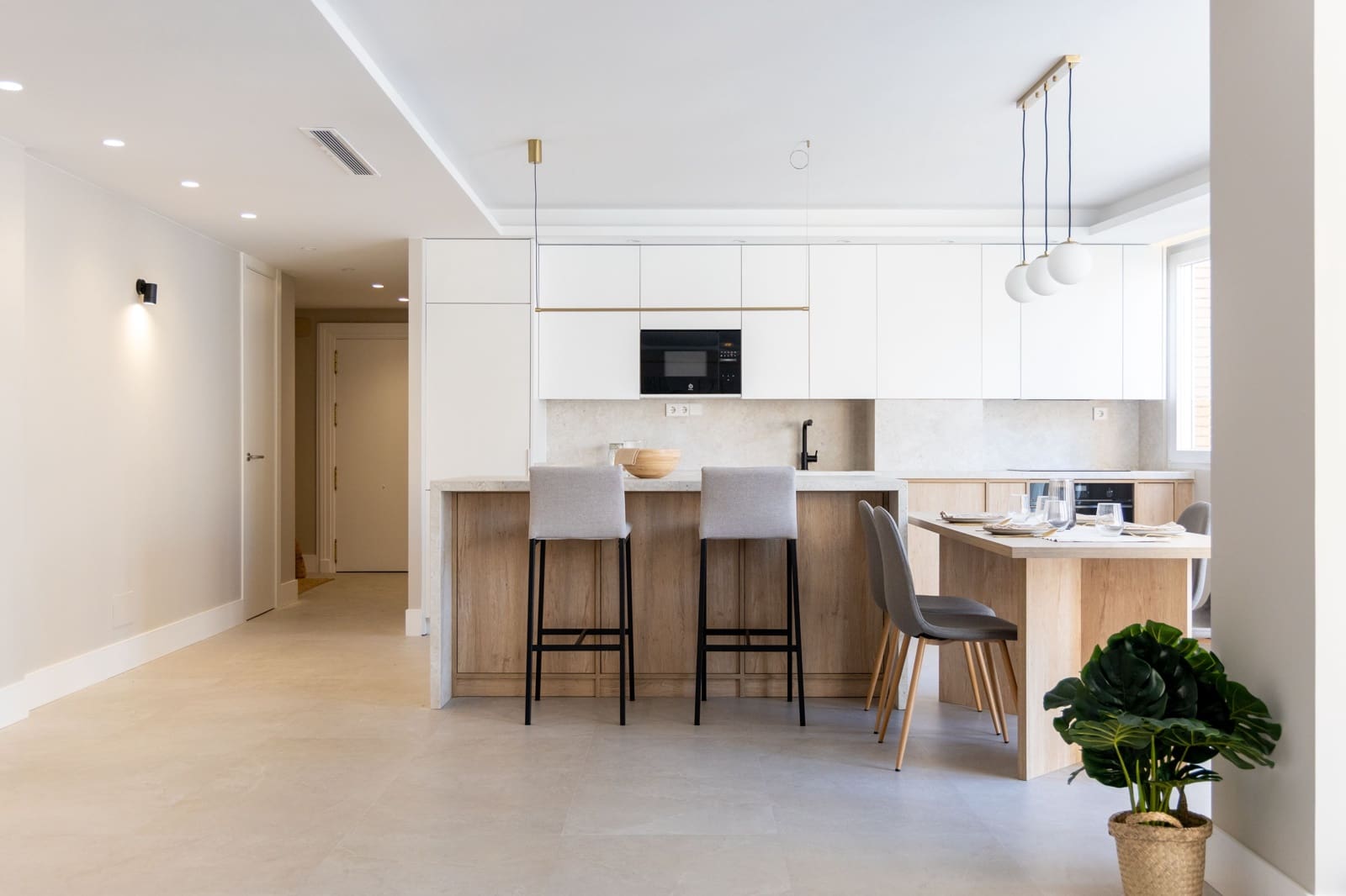 3 slaapkamer Appartement te koop in Malaga stad - € 780.000 (Ref: 9004254)