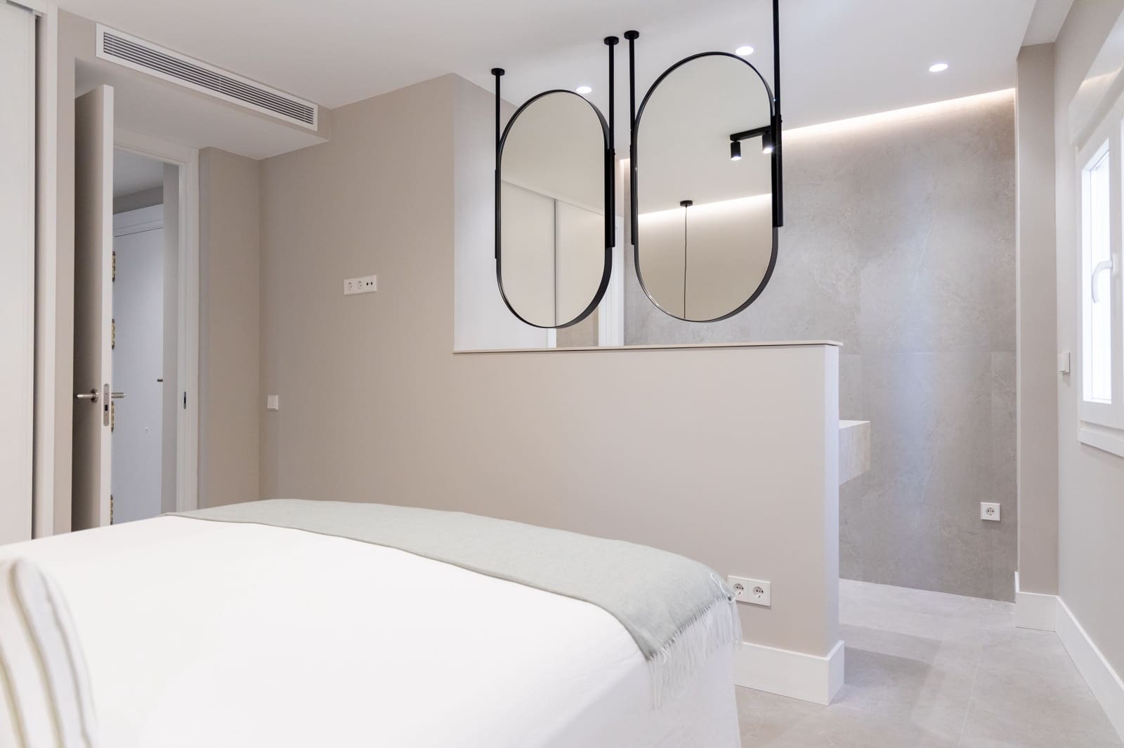 3 slaapkamer Appartement te koop in Malaga stad - € 780.000 (Ref: 9004254)