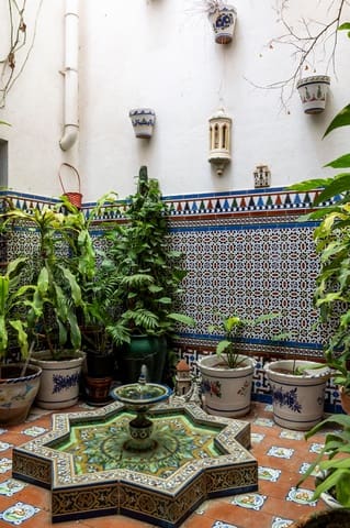 8 Zimmer Haus zu verkaufen in San Pedro de Alcántara Pueblo, Marbella mit Pool - 900.000 € (Ref: 9004255)