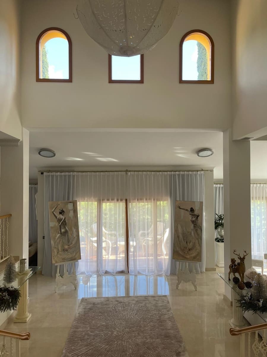 5 soveværelse Villa til salg i Benahavis - € 3.500.000 (Ref: 9004256)