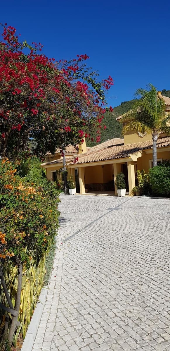 5 soveværelse Villa til salg i Benahavis - € 3.500.000 (Ref: 9004256)
