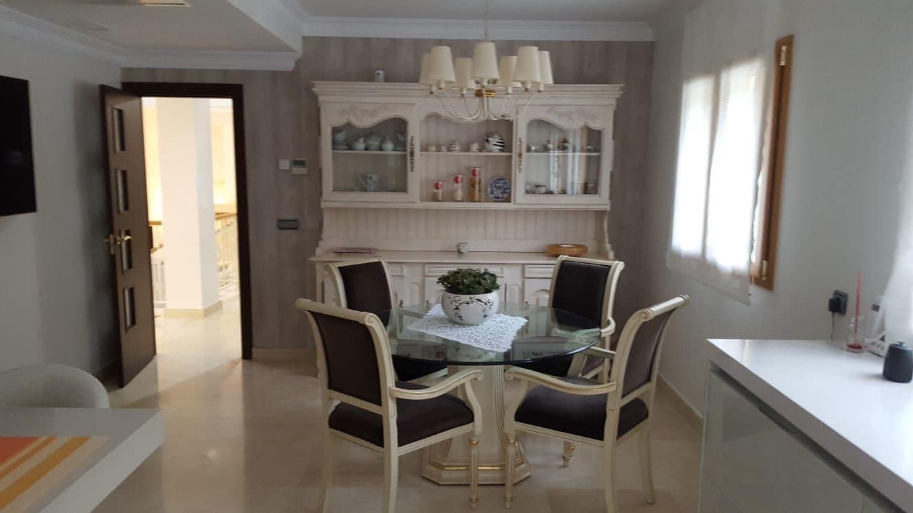 5 soveværelse Villa til salg i Benahavis - € 3.500.000 (Ref: 9004256)