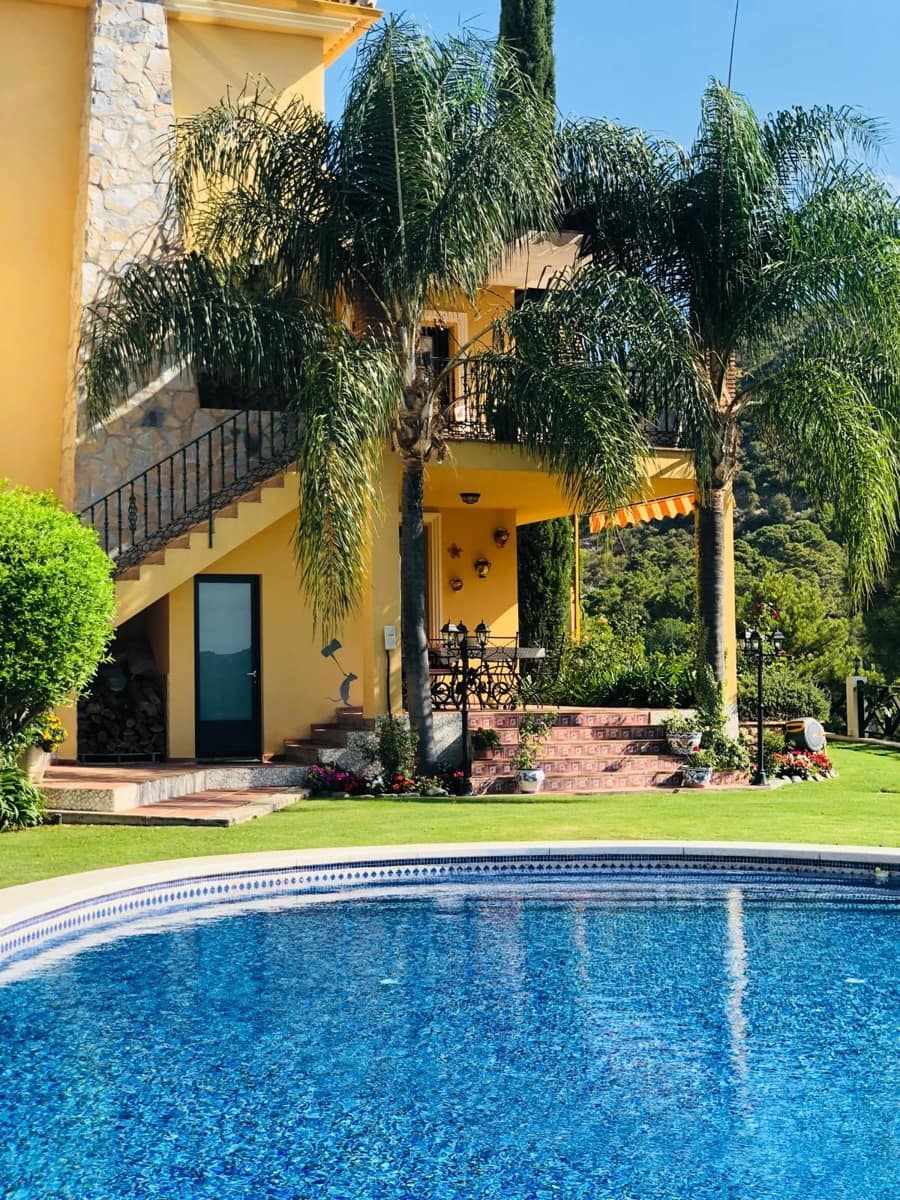 5 soveværelse Villa til salg i Benahavis - € 3.500.000 (Ref: 9004256)