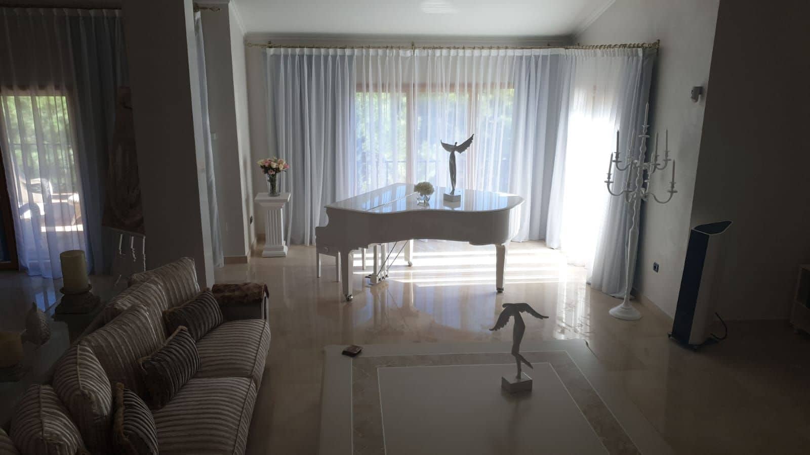 5 soveværelse Villa til salg i Benahavis - € 3.500.000 (Ref: 9004256)