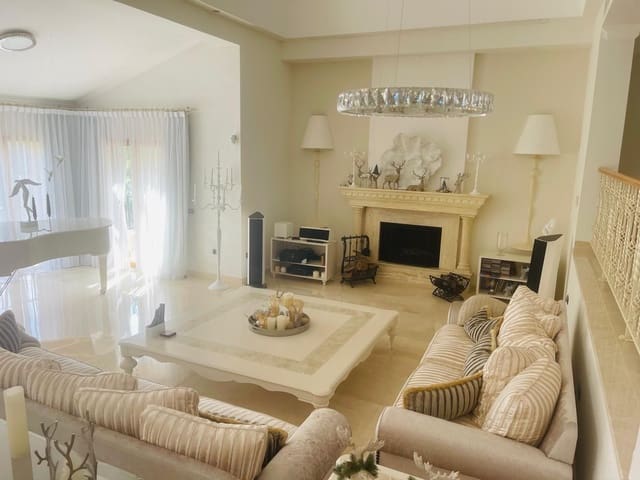 5 soverom Villa til salgs i Benahavís pueblo, Benahavís - € 3 500 000 (Ref: 9004256)